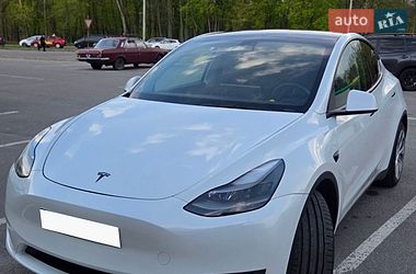 Позашляховик / Кросовер Tesla Model Y 2023 в Дніпрі