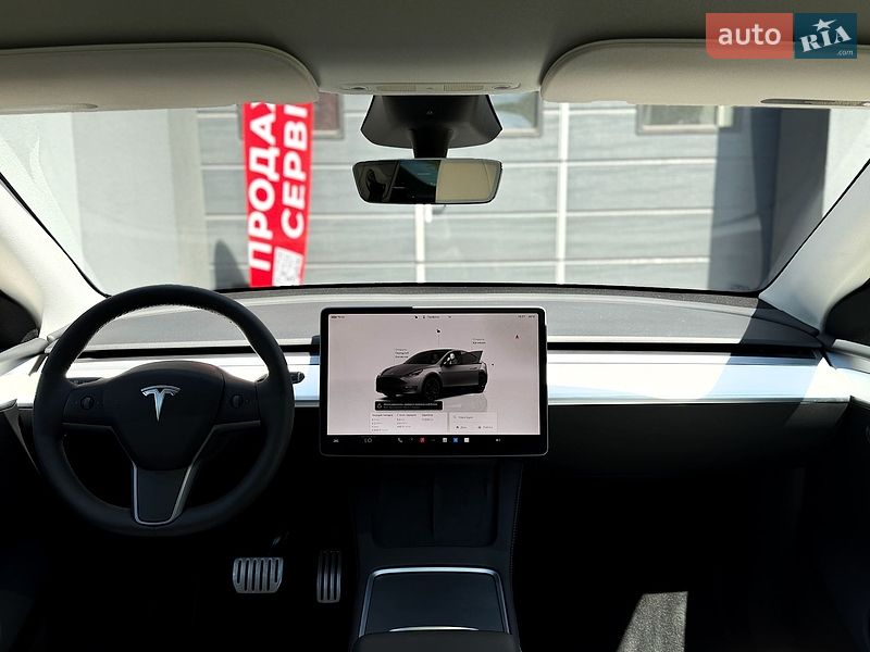 Внедорожник / Кроссовер Tesla Model Y 2024 в Киеве