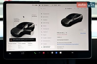 Внедорожник / Кроссовер Tesla Model Y 2024 в Киеве