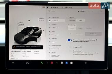 Внедорожник / Кроссовер Tesla Model Y 2024 в Киеве