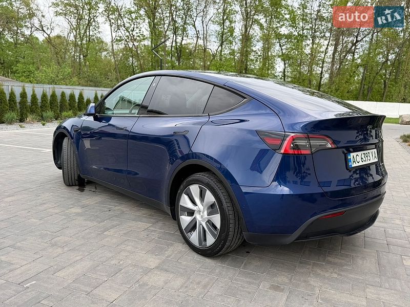 Внедорожник / Кроссовер Tesla Model Y 2021 в Луцке