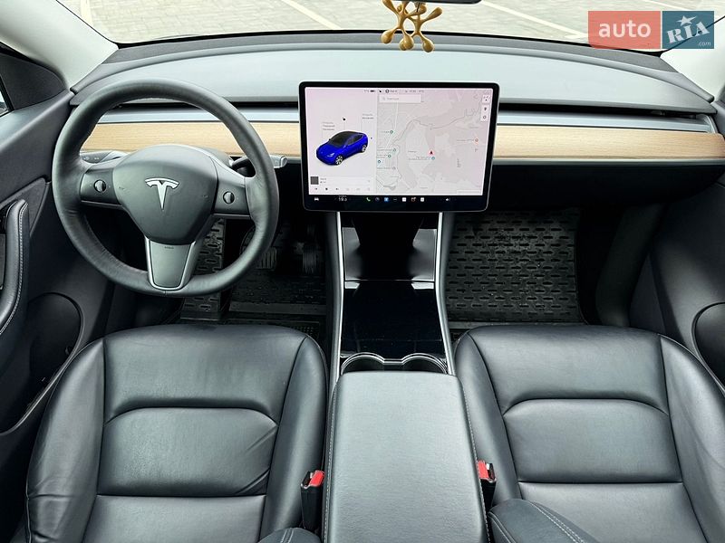Внедорожник / Кроссовер Tesla Model Y 2021 в Луцке