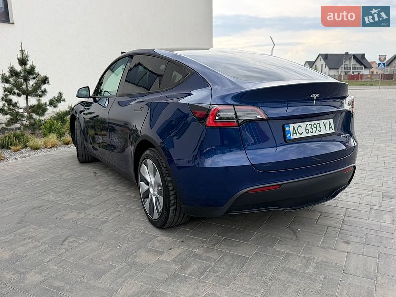Внедорожник / Кроссовер Tesla Model Y 2021 в Луцке