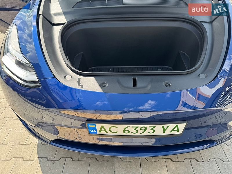 Внедорожник / Кроссовер Tesla Model Y 2021 в Луцке
