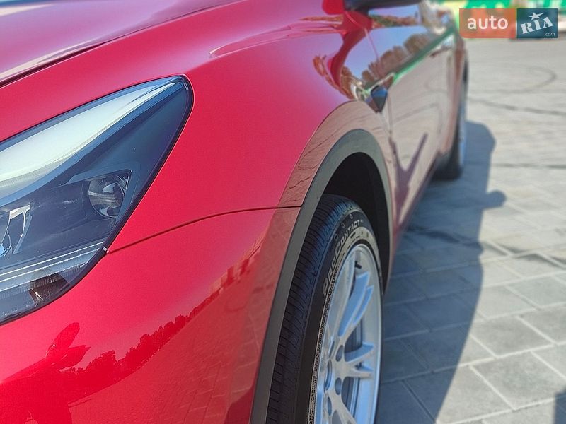Внедорожник / Кроссовер Tesla Model Y 2023 в Черкассах