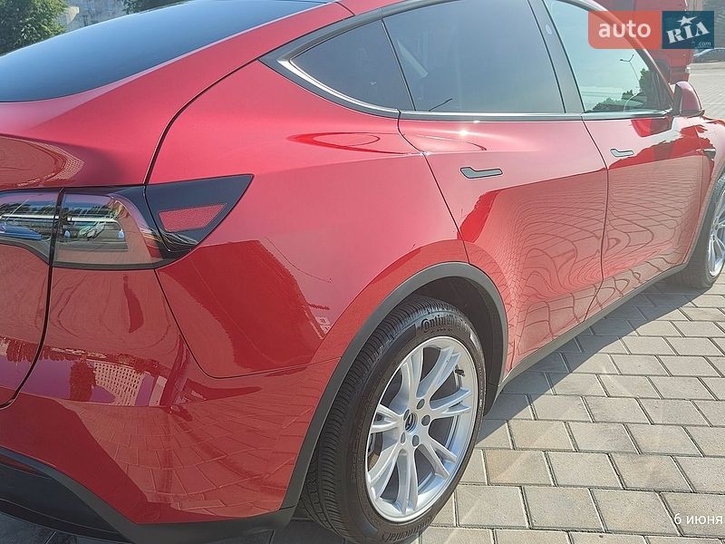 Внедорожник / Кроссовер Tesla Model Y 2023 в Черкассах