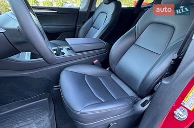Позашляховик / Кросовер Tesla Model Y 2023 в Києві