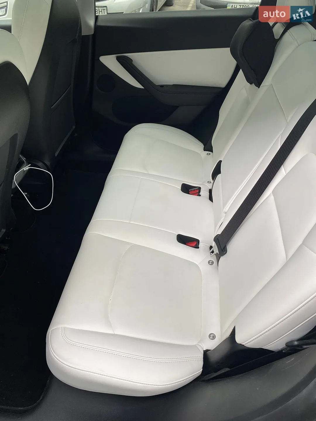 2020 Tesla Model Y - мініатюра 10
