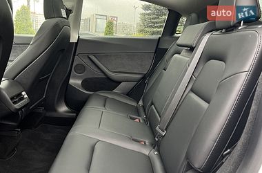 Внедорожник / Кроссовер Tesla Model Y 2023 в Львове