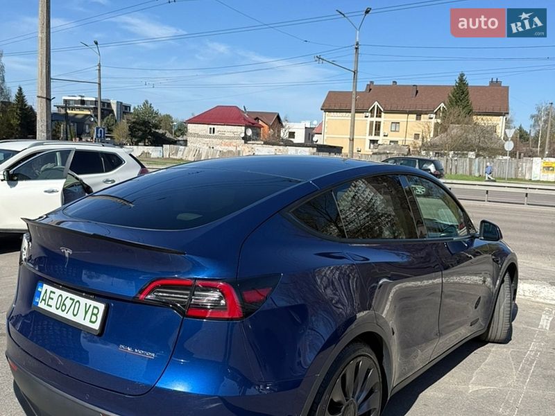 Позашляховик / Кросовер Tesla Model Y 2020 в Дніпрі