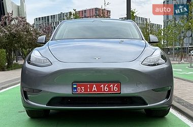 Позашляховик / Кросовер Tesla Model Y 2024 в Києві