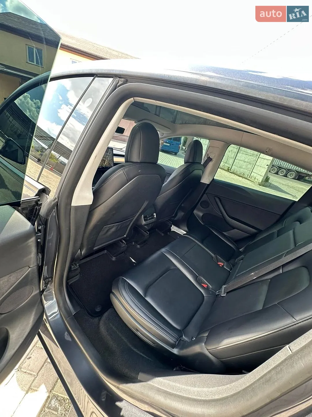 2021 Tesla Model Y - мініатюра 13
