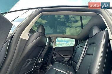Внедорожник / Кроссовер Tesla Model Y 2021 в Одессе