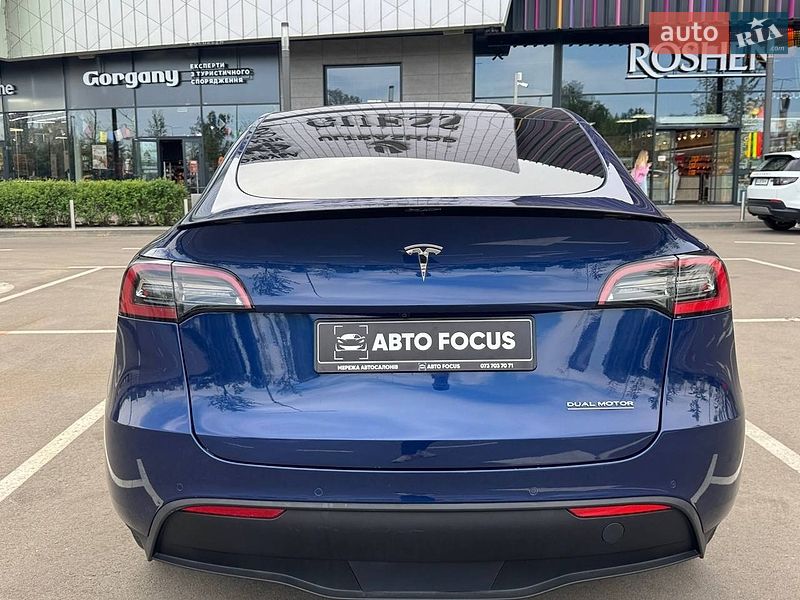 Внедорожник / Кроссовер Tesla Model Y 2021 в Киеве
