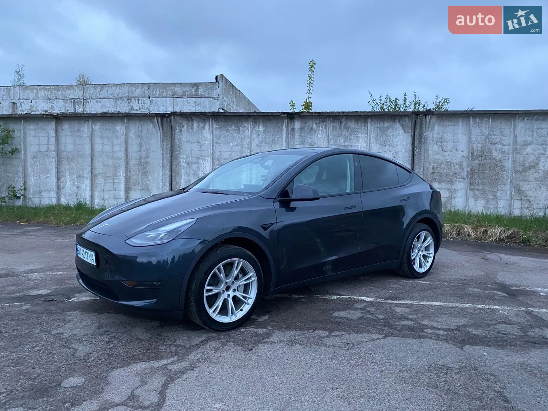 2024 Tesla Model Y - мініатюра 9