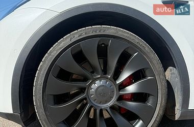 Внедорожник / Кроссовер Tesla Model Y 2022 в Кривом Роге