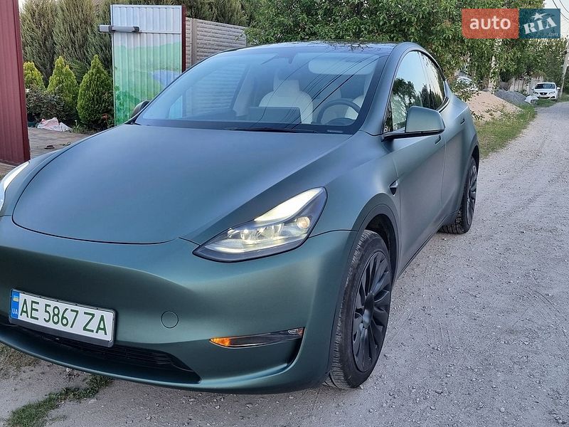 Внедорожник / Кроссовер Tesla Model Y 2024 в Днепре