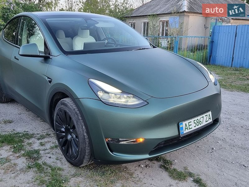 Внедорожник / Кроссовер Tesla Model Y 2024 в Днепре