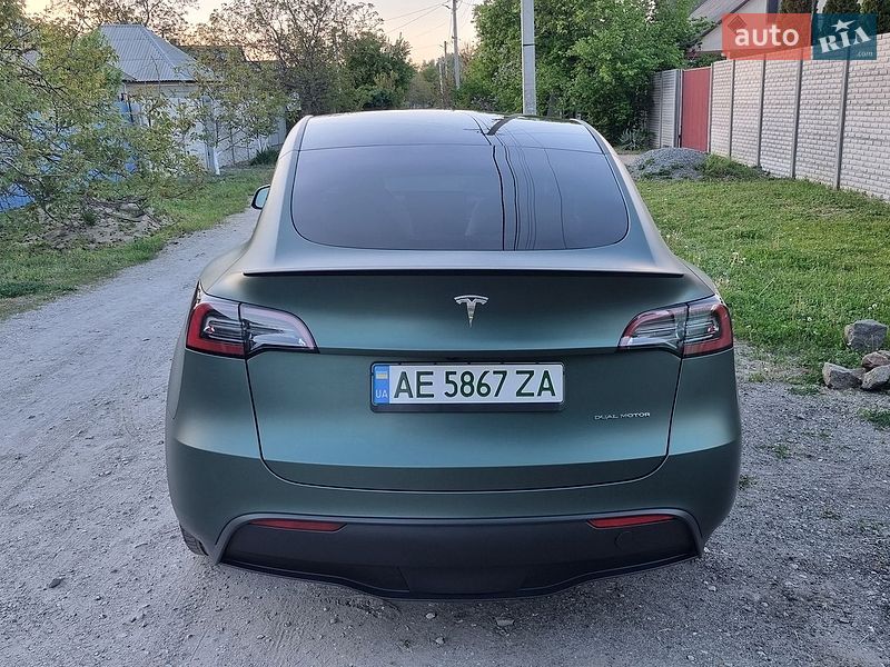 Внедорожник / Кроссовер Tesla Model Y 2024 в Днепре