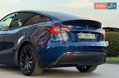 Внедорожник / Кроссовер Tesla Model Y 2024 в Стрые