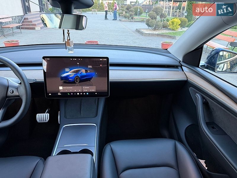 Внедорожник / Кроссовер Tesla Model Y 2024 в Стрые