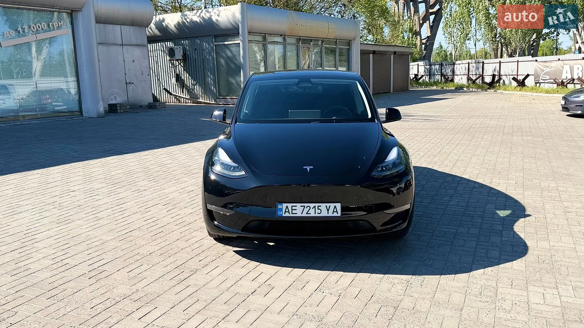 2024 Tesla Model Y - мініатюра 21