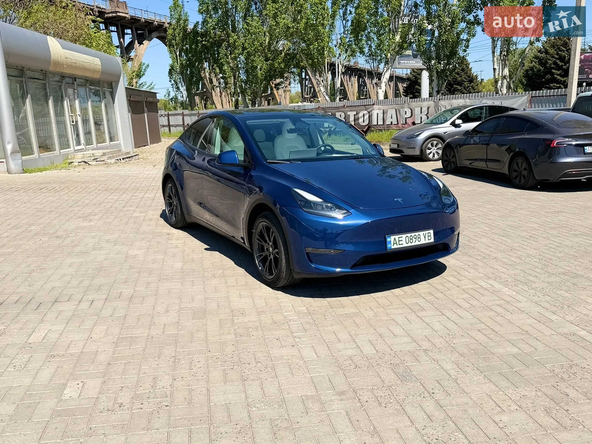 2024 Tesla Model Y - мініатюра 21