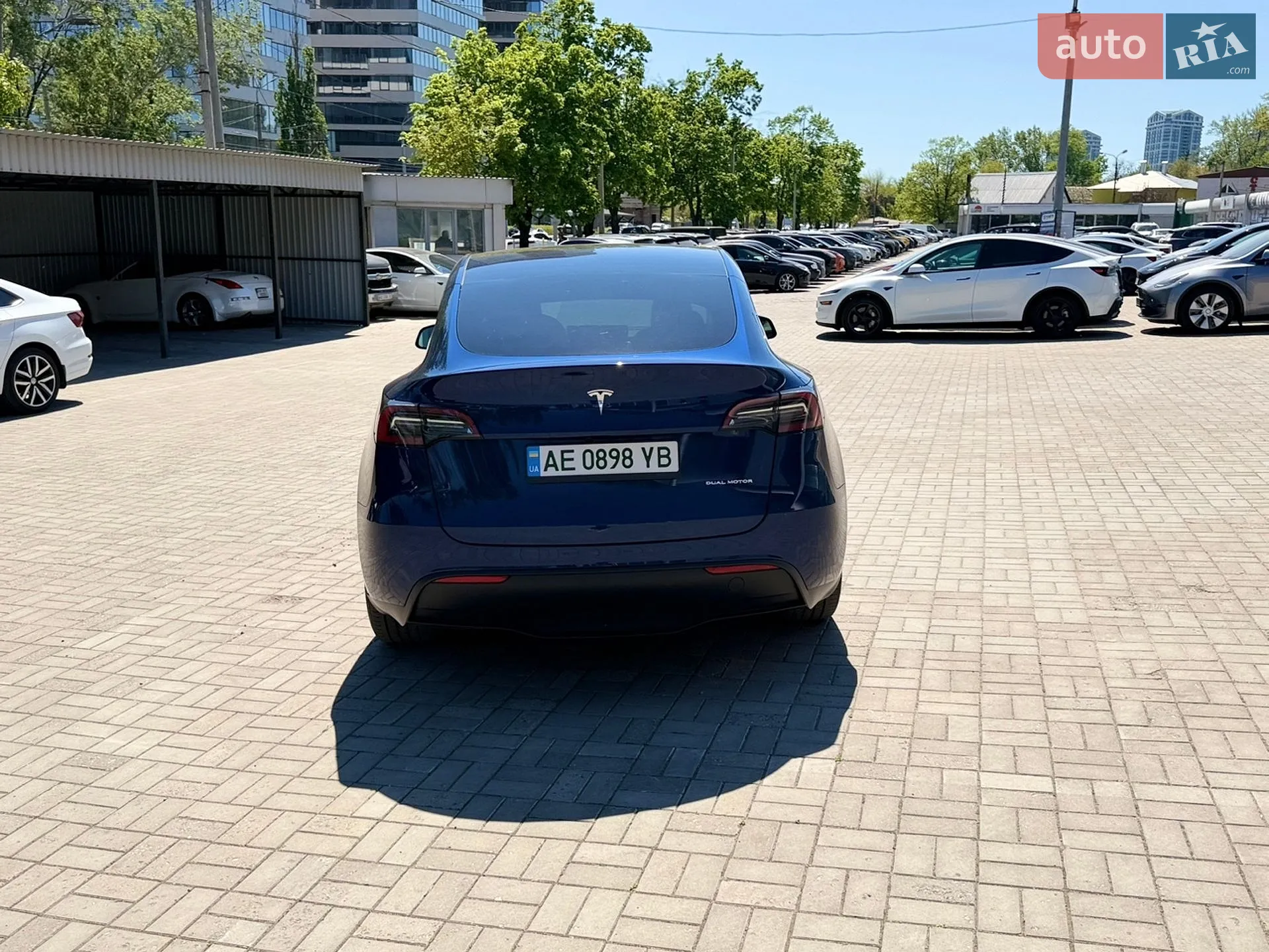 2024 Tesla Model Y - мініатюра 15