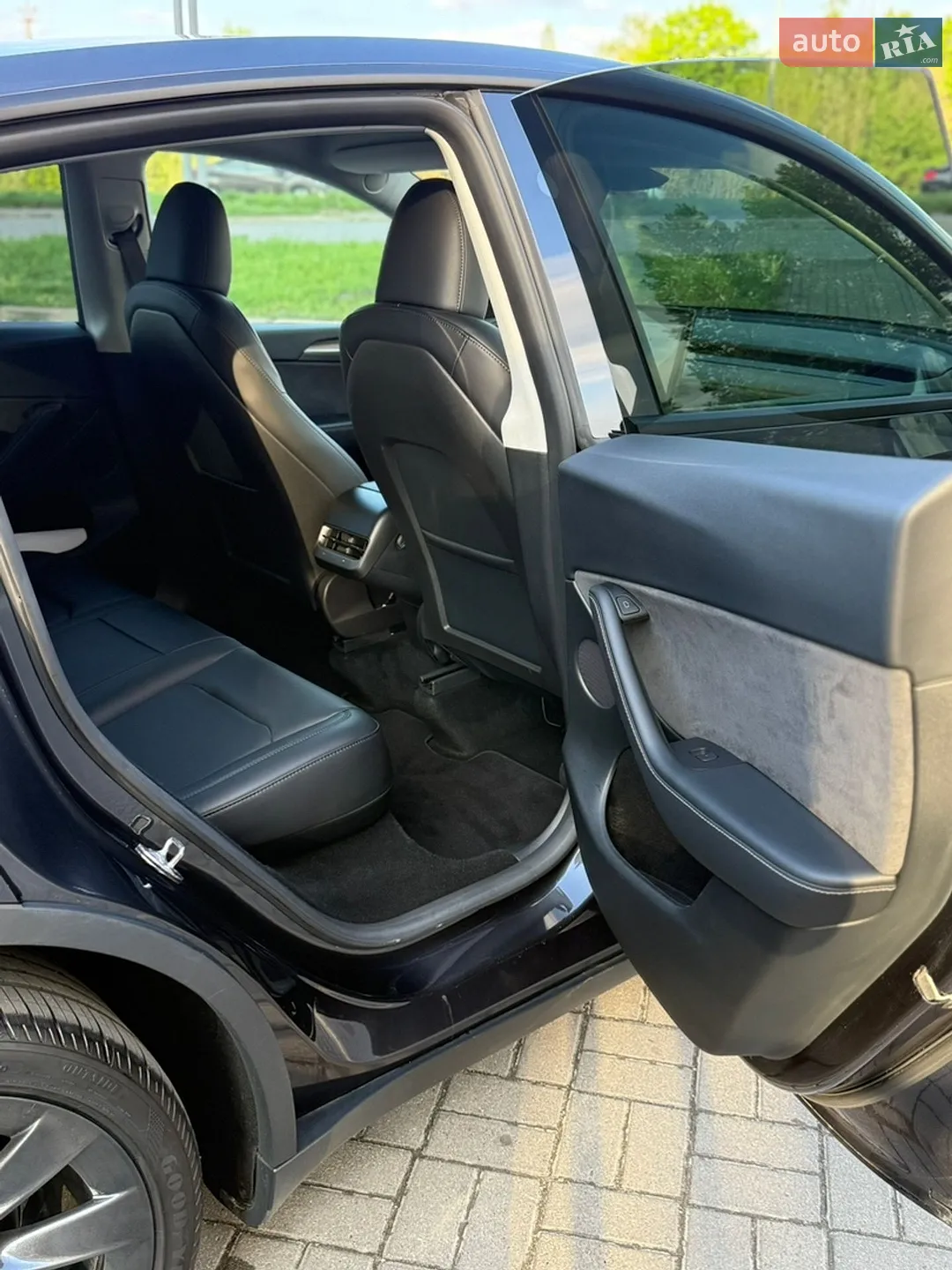 2024 Tesla Model Y - мініатюра 14