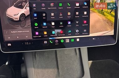 Внедорожник / Кроссовер Tesla Model Y 2025 в Киеве