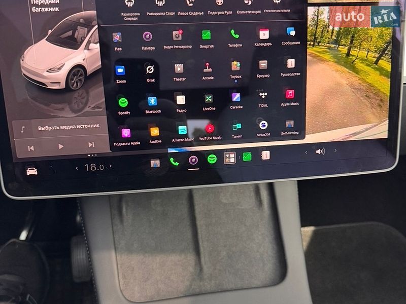 Внедорожник / Кроссовер Tesla Model Y 2025 в Киеве
