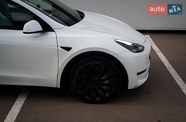 Внедорожник / Кроссовер Tesla Model Y 2020 в Хмельницком