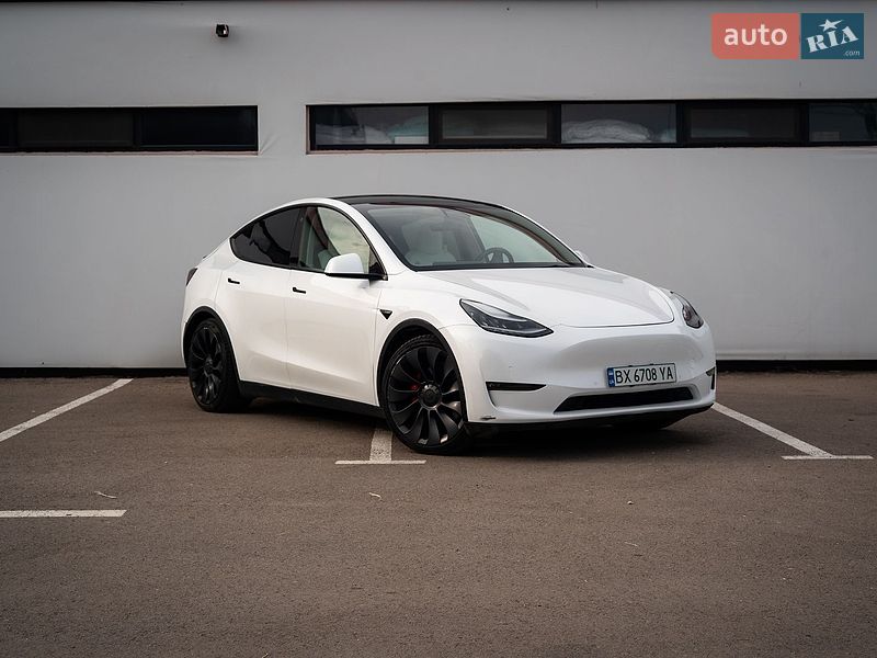 Внедорожник / Кроссовер Tesla Model Y 2020 в Хмельницком