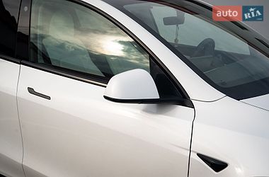 Внедорожник / Кроссовер Tesla Model Y 2020 в Хмельницком