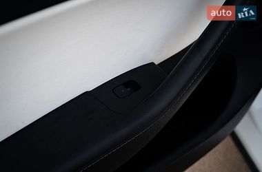 Внедорожник / Кроссовер Tesla Model Y 2020 в Хмельницком