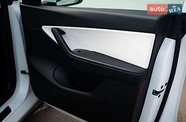 Внедорожник / Кроссовер Tesla Model Y 2020 в Хмельницком