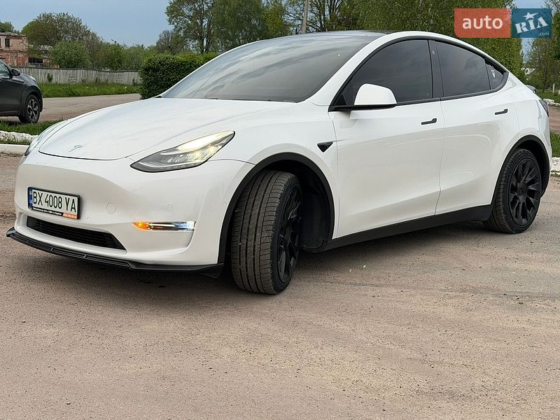 Позашляховик / Кросовер Tesla Model Y 2020 в Житомирі