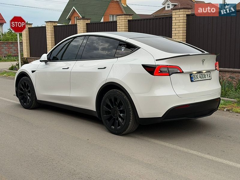 Позашляховик / Кросовер Tesla Model Y 2020 в Житомирі