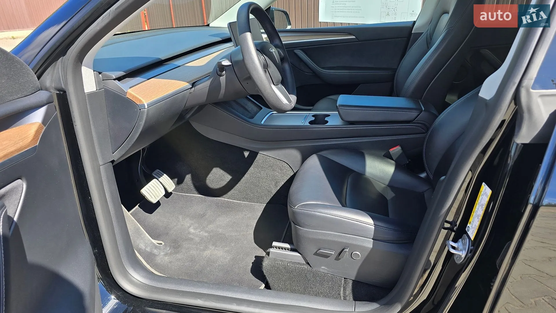 2023 Tesla Model Y - мініатюра 15