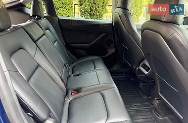 Внедорожник / Кроссовер Tesla Model Y 2022 в Киеве