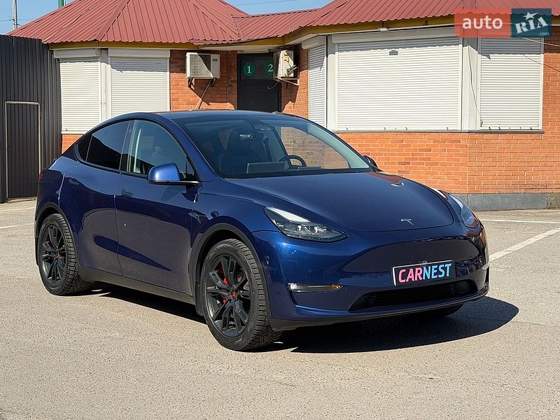 Внедорожник / Кроссовер Tesla Model Y 2022 в Киеве