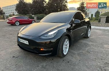 Позашляховик / Кросовер Tesla Model Y 2021 в Сумах