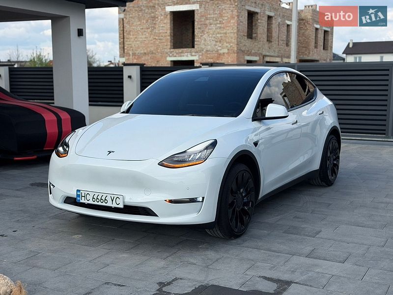 Внедорожник / Кроссовер Tesla Model Y 2021 в Ивано-Франковске