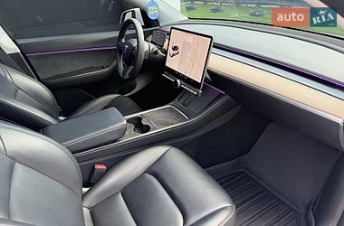 Внедорожник / Кроссовер Tesla Model Y 2021 в Ивано-Франковске