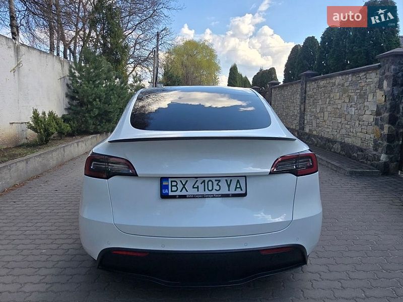 Внедорожник / Кроссовер Tesla Model Y 2022 в Хмельницком