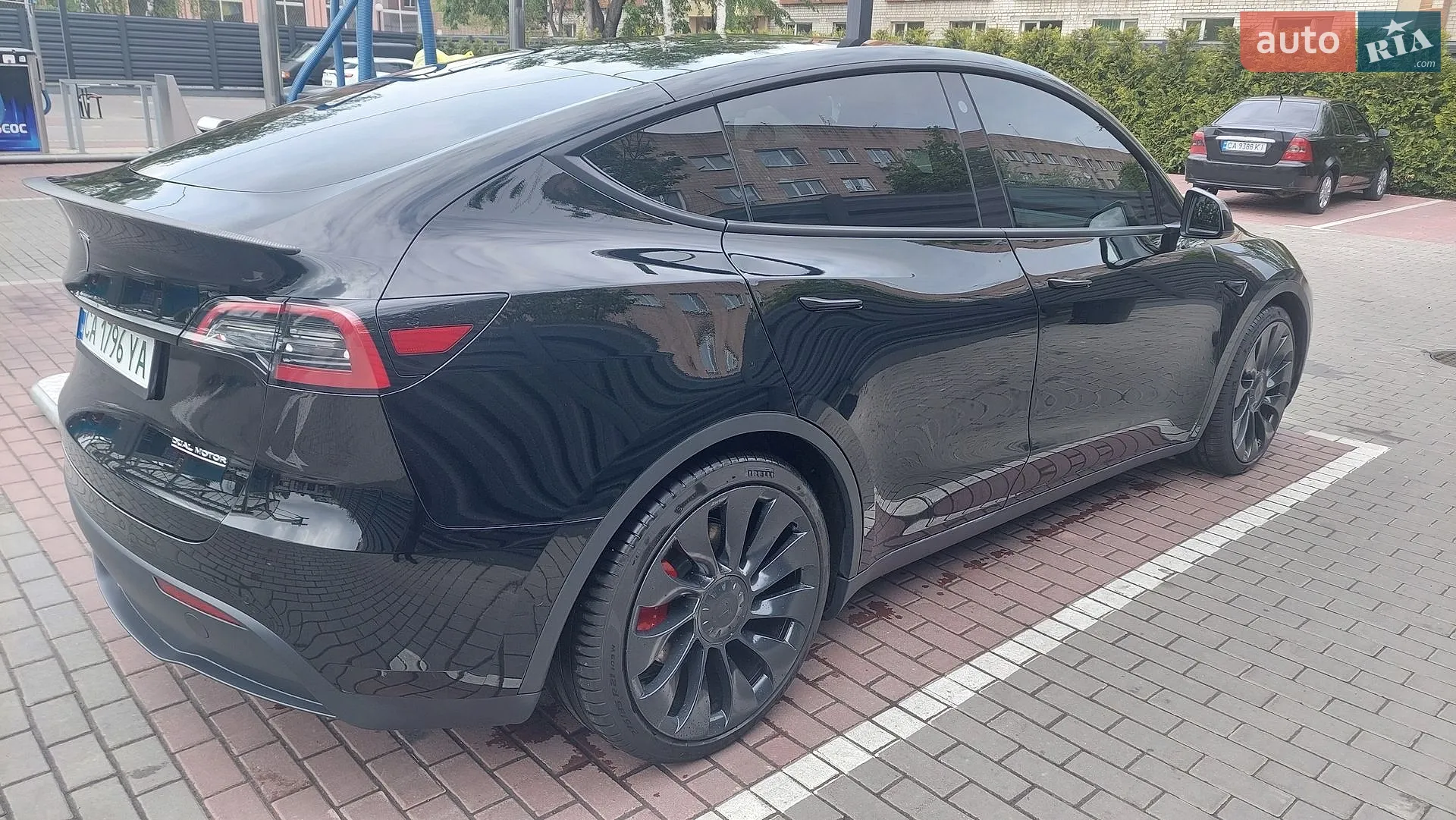 2022 Tesla Model Y - мініатюра 5