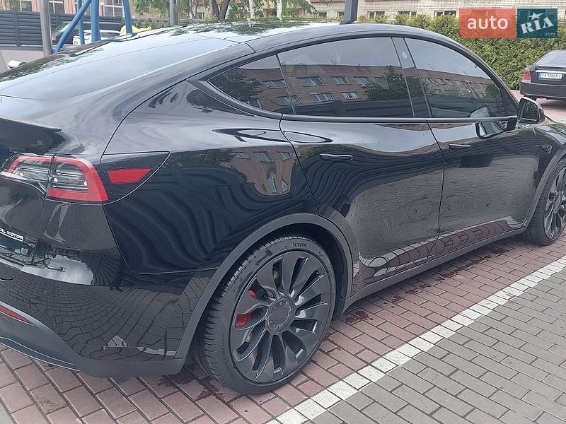Позашляховик / Кросовер Tesla Model Y 2022 в Черкасах фото 5 Позашляховик / Кросовер Tesla Model Y 2022 в Черкасах