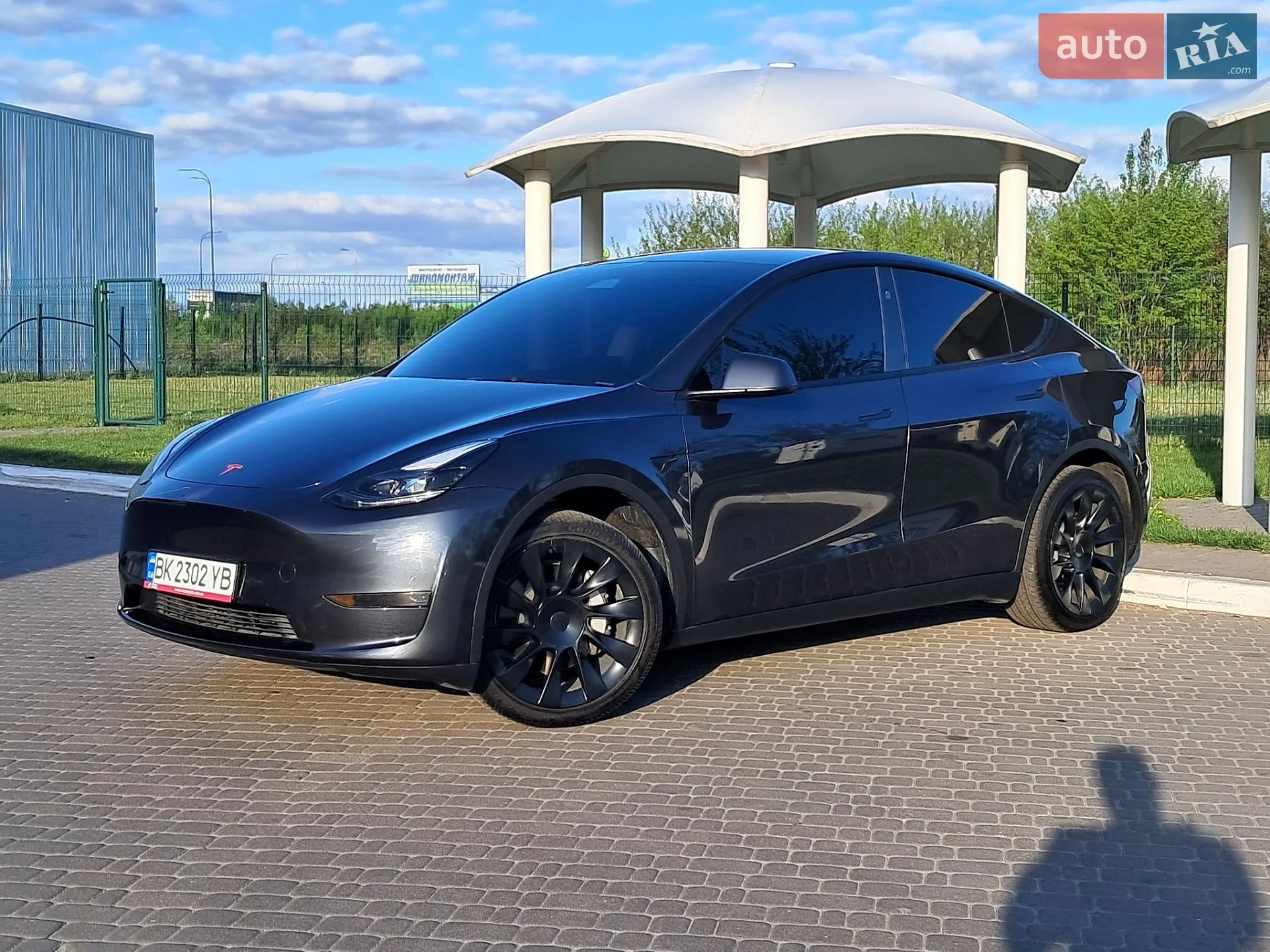 2024 Tesla Model Y - мініатюра 9