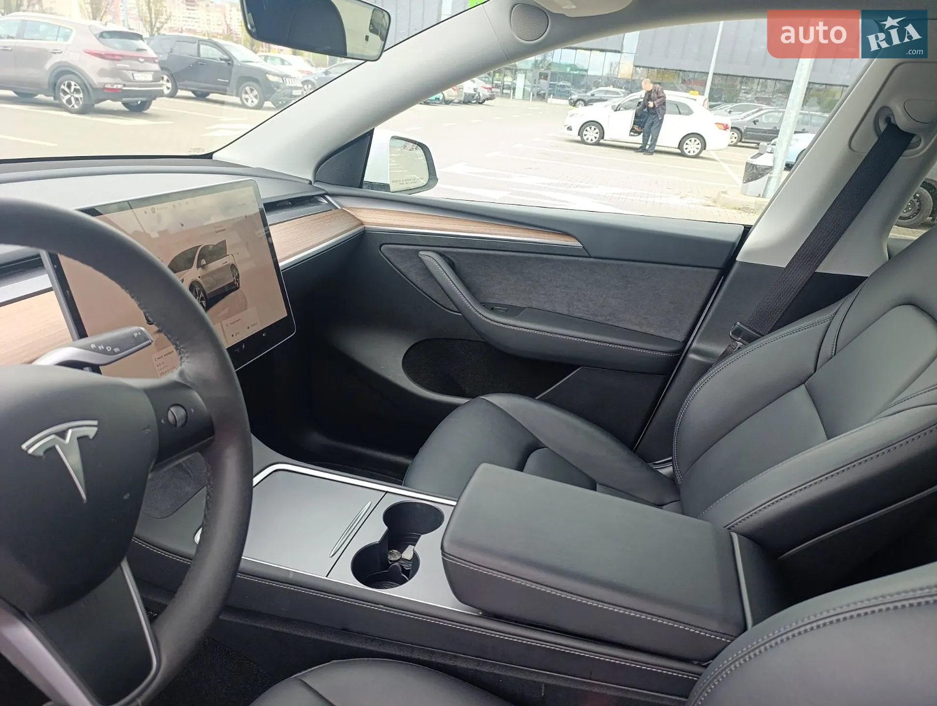 2024 Tesla Model Y - мініатюра 9