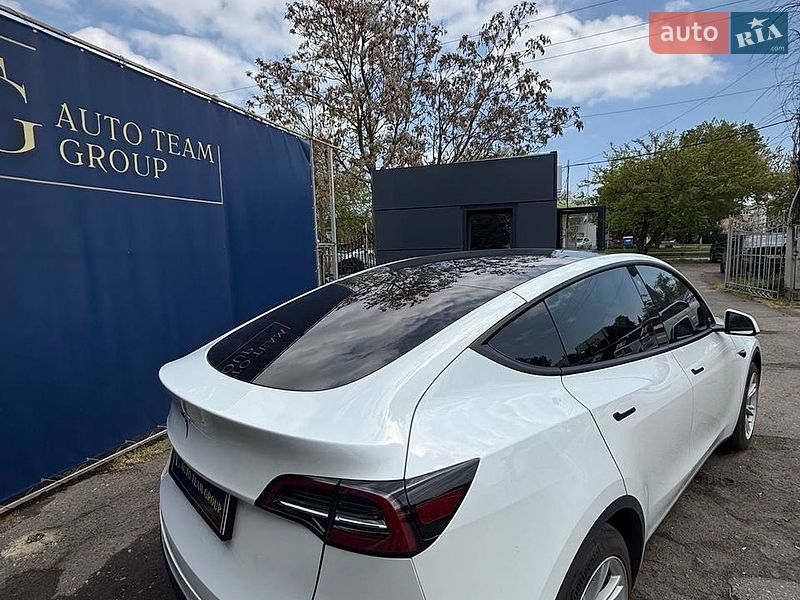 Внедорожник / Кроссовер Tesla Model Y 2023 в Одессе